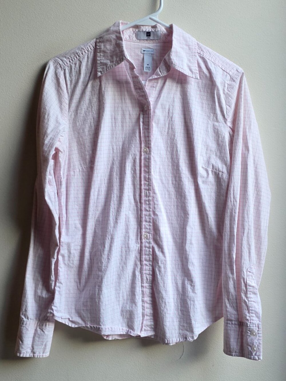 GAP Pink Long Sleeve Button Down Shirt Size Medium